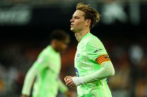 华体会体育-每体：巴萨希望尽快敲定德容的续约，后者不愿考虑其他俱乐部报价