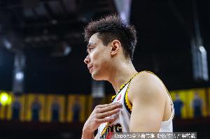 华体会入口-虽败犹荣！付政浩：新疆男篮错失近在咫尺的胜利 却赢得尊重