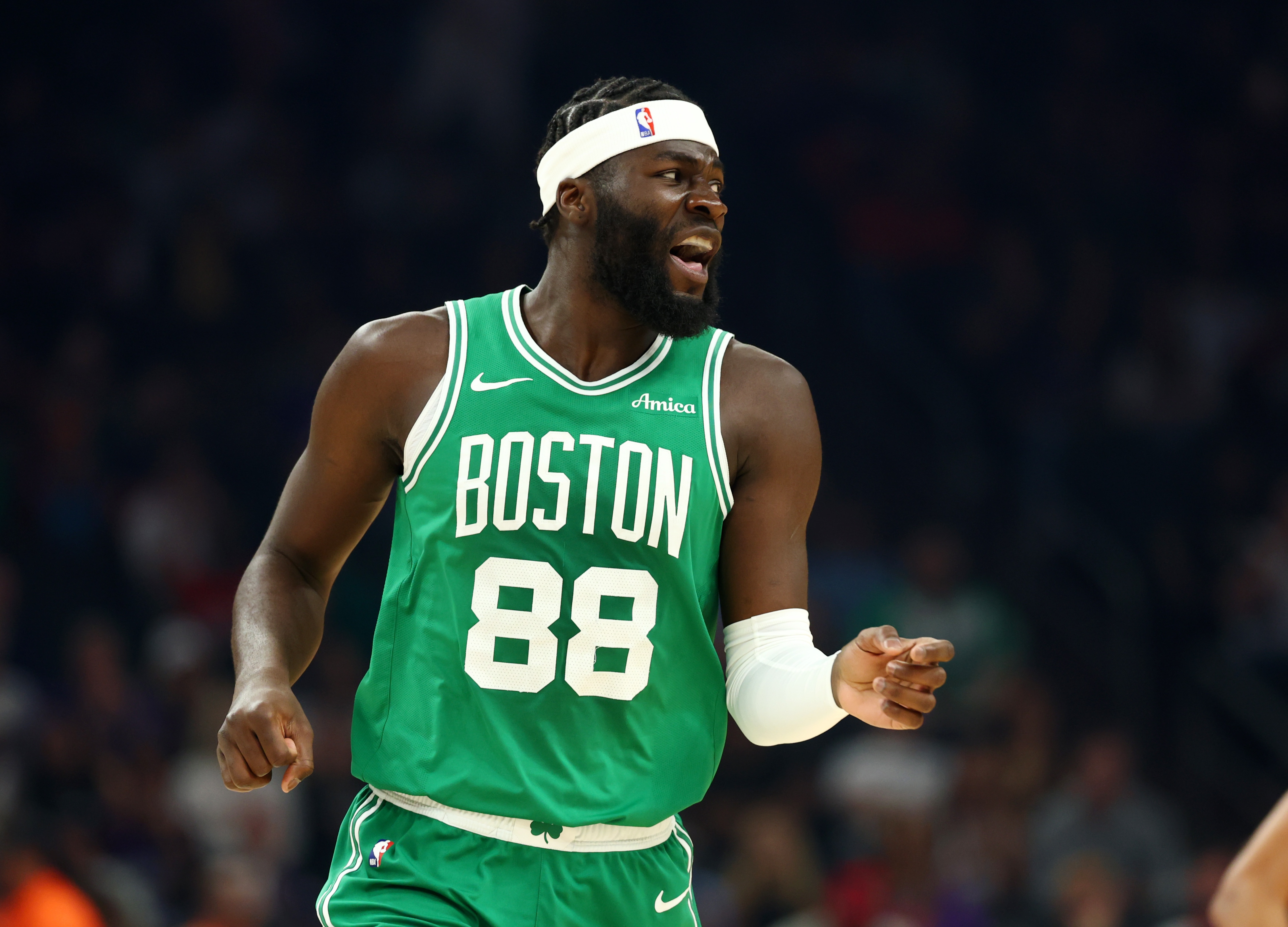 华体会中国-27分17板！布朗：对科塔的成长不感到惊讶 他正在解锁新层次