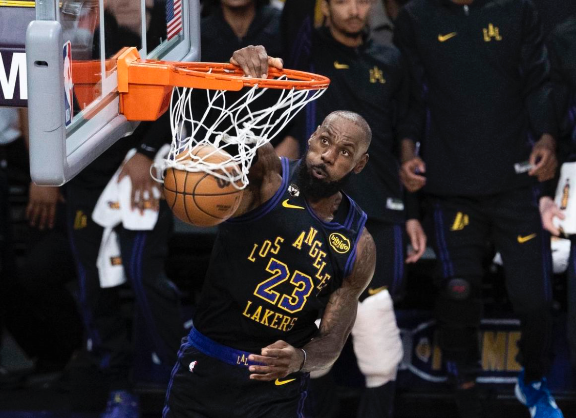 华体会华体会hth-狄龙：我可不敢喷以前的詹姆斯，他太强了！但现在他老了！