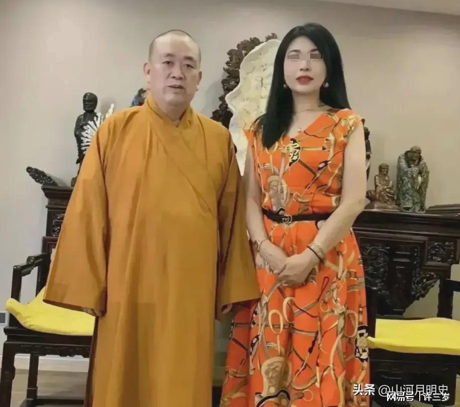 华体会入口-越扒越劲爆!释永信在少林寺的奢靡生活，你想都不敢想!