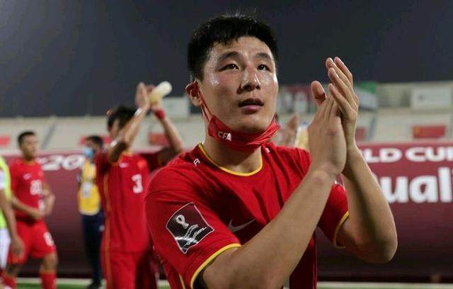 华体会入口-武磊不解球迷只骂自己 妻子：他喜欢自己承受压力